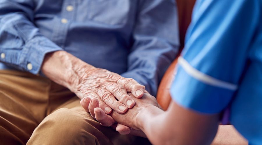 Infection Control in Care Homes – What’s The Latest Guidance on Coronavirus in 2022?